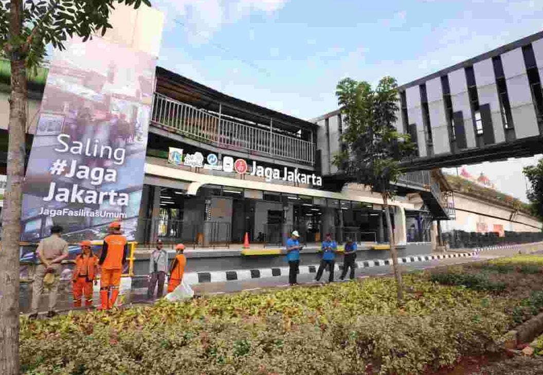 Gubernur Pramono Resmikan Kembali Halte Senen Sentral Usai Dibakar Massa Demo, Ubah Namanya Jadi Halte Jaga Jakarta, Ini Alasannya
