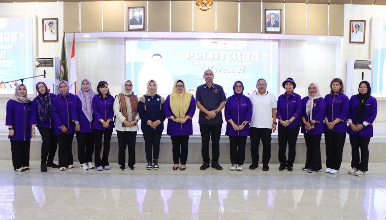 Buka Pelatihan Instruktur Senam Pemula yang Digelar Perwosi, Wabup Tangerang: Mari Jaga Kesehatan Diri, Keluarga dan Lingkungan!