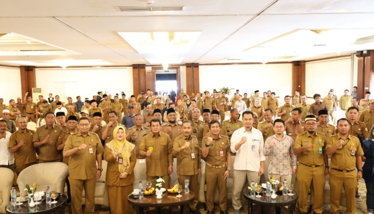 Buka Bimtek Pengelolaan Koperasi Merah Putih, Bupati Tangerang Sebut Penggerak Ekonomi Kerakyatan Dimulai dari Desa