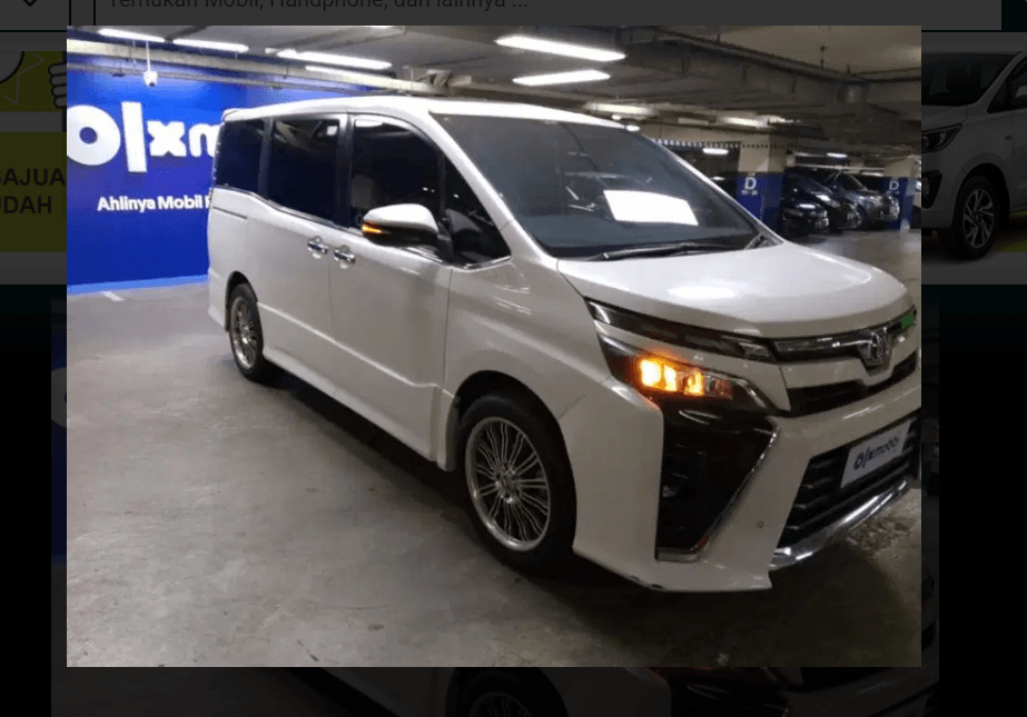 Kabin Mewah Captain Seat dan Double Moonroof, Toyota Voxy 2019 Bekas Dijual Rp313 Juta Tunai, Dijamin Bebas Tabrak dan Banjir!