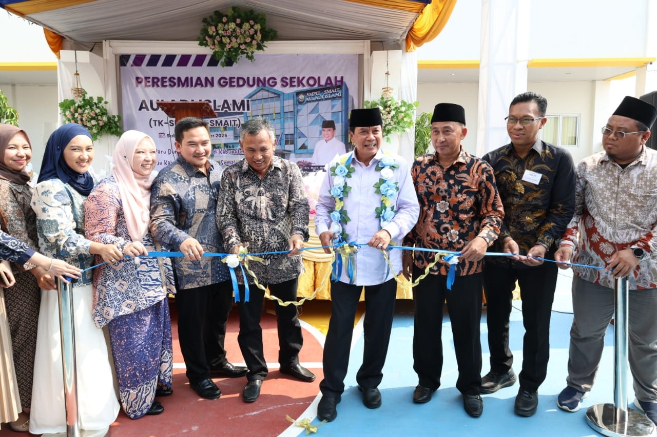 Bupati Tangerang Terpukau Hasil Riset dan Inovasi Siswa SMP-SMA IT Auladi Islami, Metode Tanam Kangkung Hidroponik hingga Bikin Kendaraan Tenaga Surya