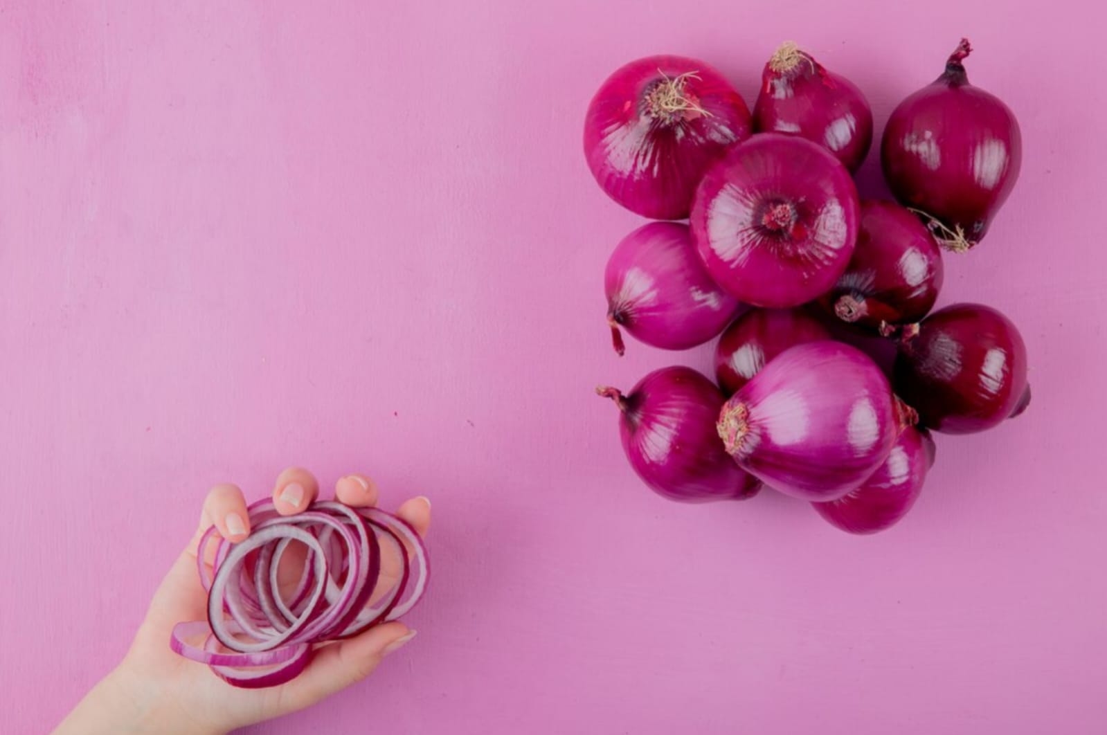 6 Manfaat Mengoleskan Jus Bawang Merah untuk Rambut dan Kulit Kepala