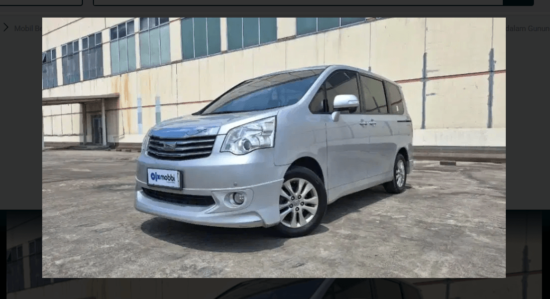 Mobil Bekas Mewah Harga Menengah! Toyota Nav1 V Limited 2015, Mesin Lebih Bertenaga dari Innova, Unit Masih Prestise!