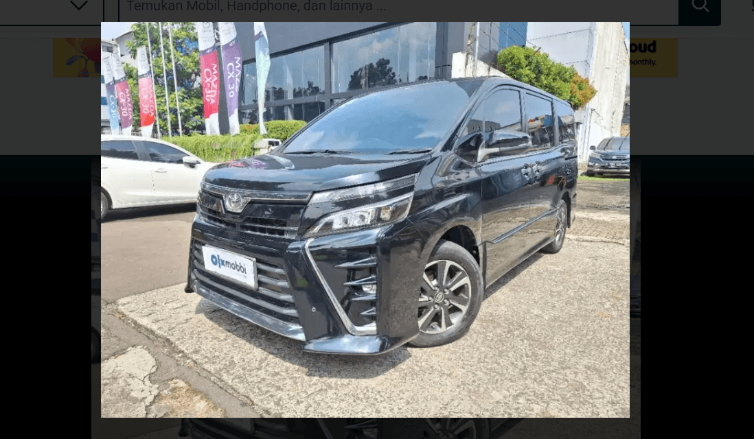 Jadi MPV Idaman Keluarga, Kini Mobil Bekas Toyota Voxy 2018 Sedang Turun Harga, Dapatkan Diskon Kredit Disini Hanya Dengan TDP Rp 14 Juta