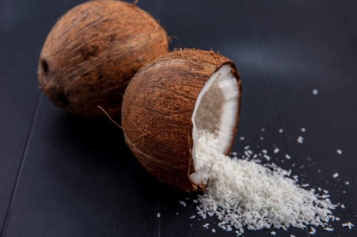 Rahasia Dapur: Cara Memarut Kelapa Tanpa Parutan, Tetap Segar dan Halus