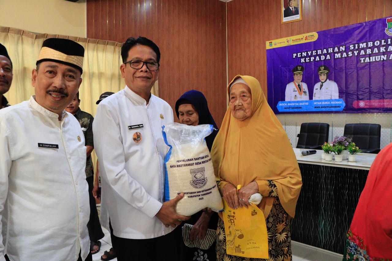 Dinas PKP Kabupaten Tangerang Salurkan 17 Ton Beras untuk 1.725 Kepala Keluarga di 15 Desa Rentan Pangan