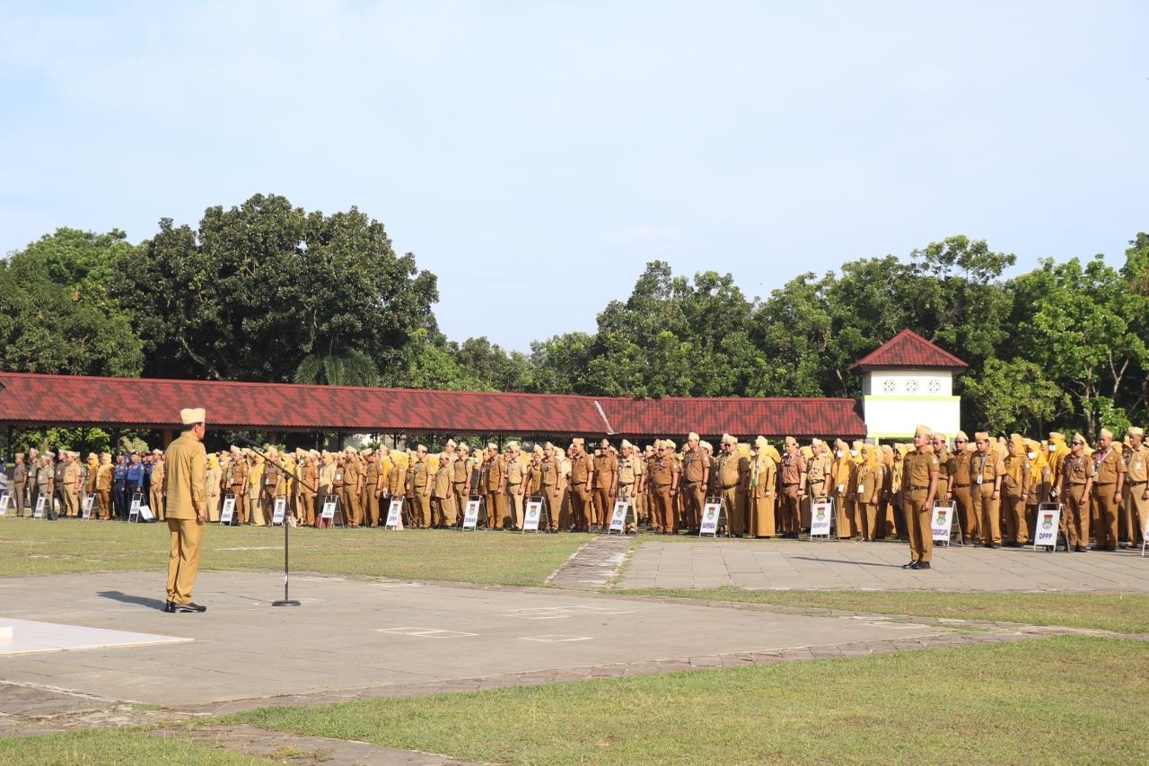 Pimpin Apel Senin Pagi, Bupati Tangerang Minta Para Kepala OPD Lakukan Mitigasi Bencana hingga Optimalisasi Pelaksanaan Kegiatan Tahun 2025
