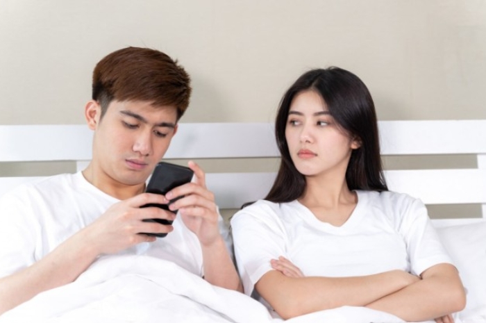 Ketika Cinta Tak Lagi Cukup, Inilah 10 Alasan yang Bikin Orang Pilih Selingkuh