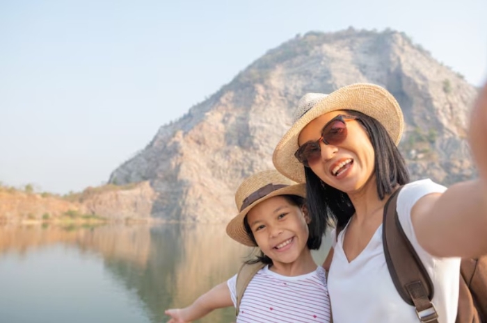 5 Destinasi Wisata Akhir Tahun Anti-Ramai yang Cocok untuk Kamu dan Anak