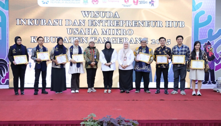 Wisuda Inkubasi Usaha Mikro dan Entrepreneur Hub 2025, Wabup Intan: Pengusaha Ultra dan Super Mikro Kabupaten Tangerang Siap Naik Kelas