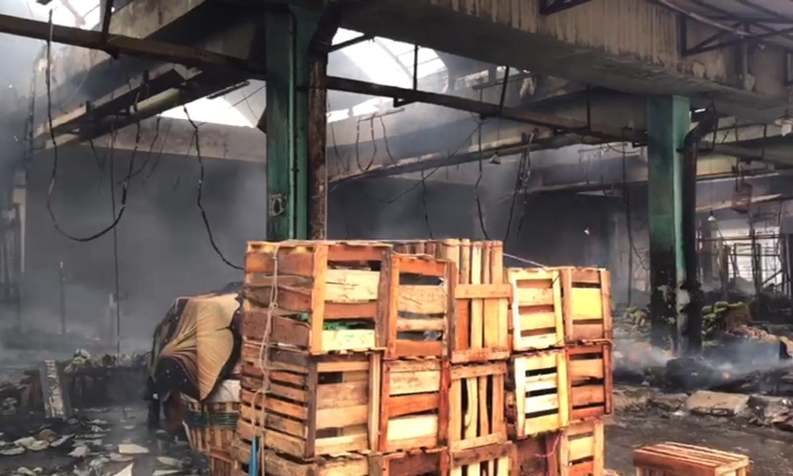 Ratusan Kios Pasar Induk Kramat Jati Terbakar, Gubernur Pramono Sebut Kerugian Ditanggung Asuransi
