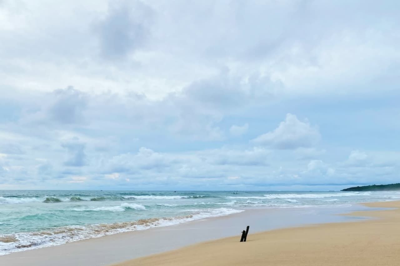 Ujung Genteng, Wisata Pantai Alami dengan Keunikan yang Jarang Ditemui Warga Jakarta