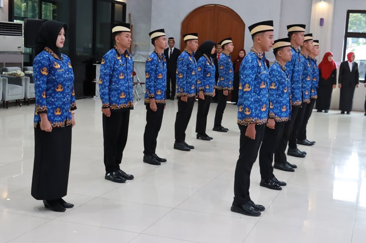 Lantik ASN Lulusan PTDI Formasi 2025, Bupati Tangerang Ingatkan Pentingnya Perkuat Pelayanan Publik dengan 3 Hal Ini