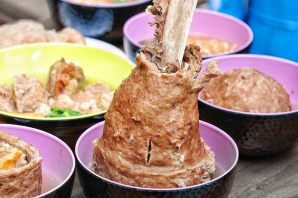 10 Rekomendasi Bakso Rusuk atau Iga yang Lagi Ngehits di Jakarta